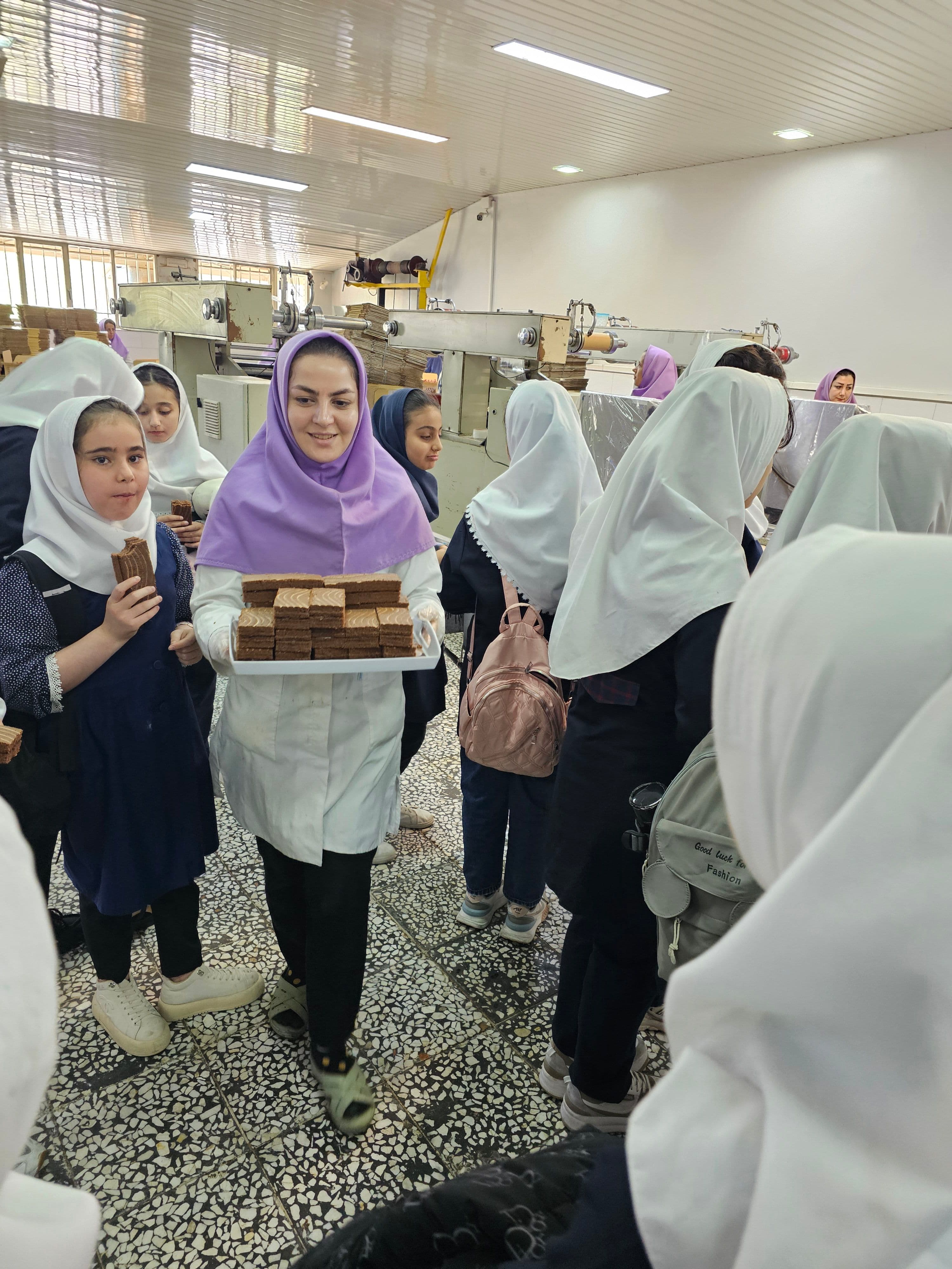 بازدید از کارخانه مواد غذایی گل عسل